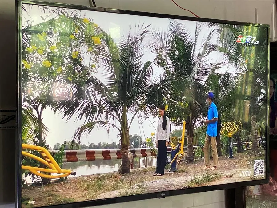 Khách hàng review Smart Tivi LG AI 4K 55 inch 55UQ7550PSF 6