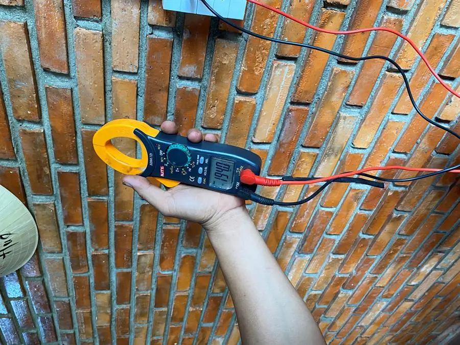 Khách hàng review Máy lạnh Funiki 1.5 HP HSC12TMU.ST3 7