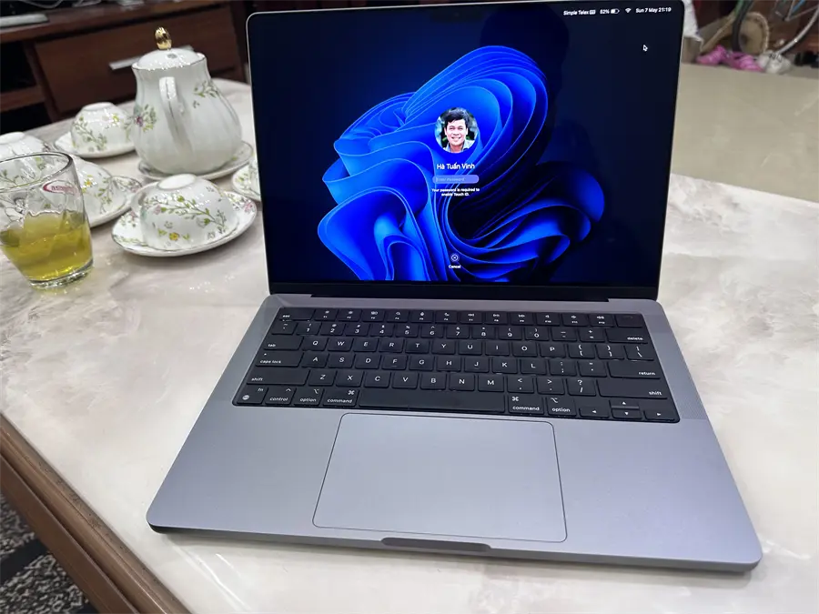 Khách hàng review Laptop Apple MacBook Pro 14 inch M2 Pro 2023 10-core CPU/16GB/512GB/16-core GPU (MPHE3SA/A) 1