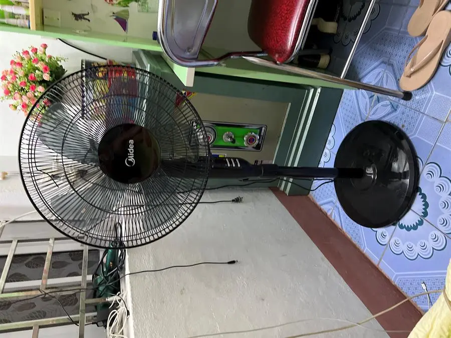 Khách hàng review Quạt đứng Midea 5 cánh FS40-15QR 55W 14