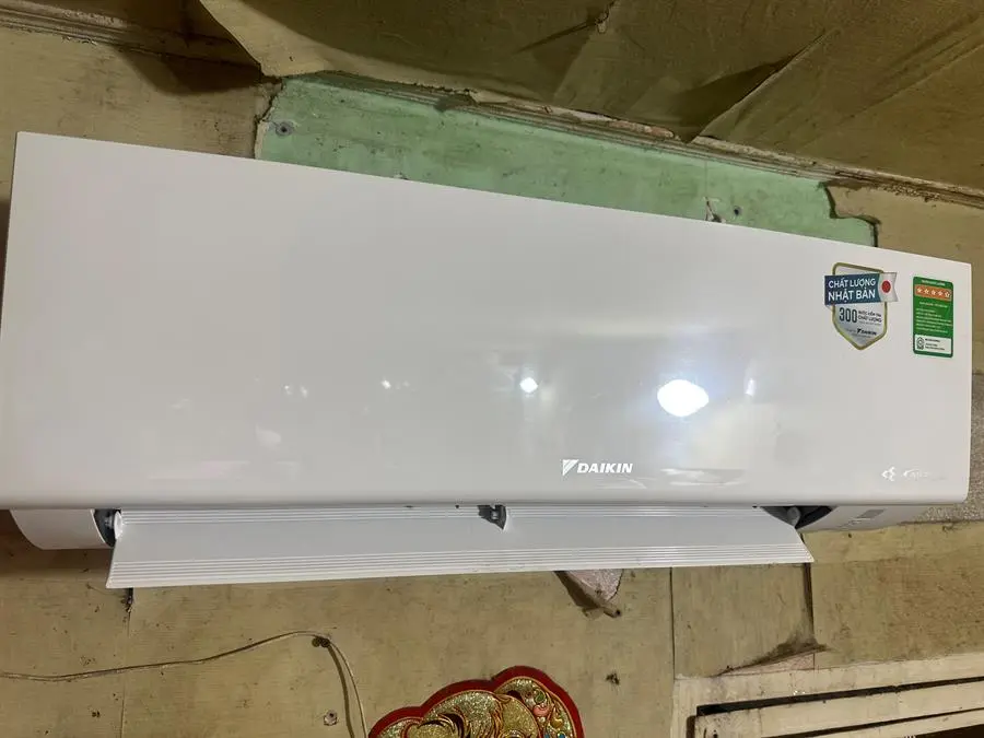 Khách hàng review Máy lạnh Daikin Inverter 2.5 HP FTKF60XVMV 4