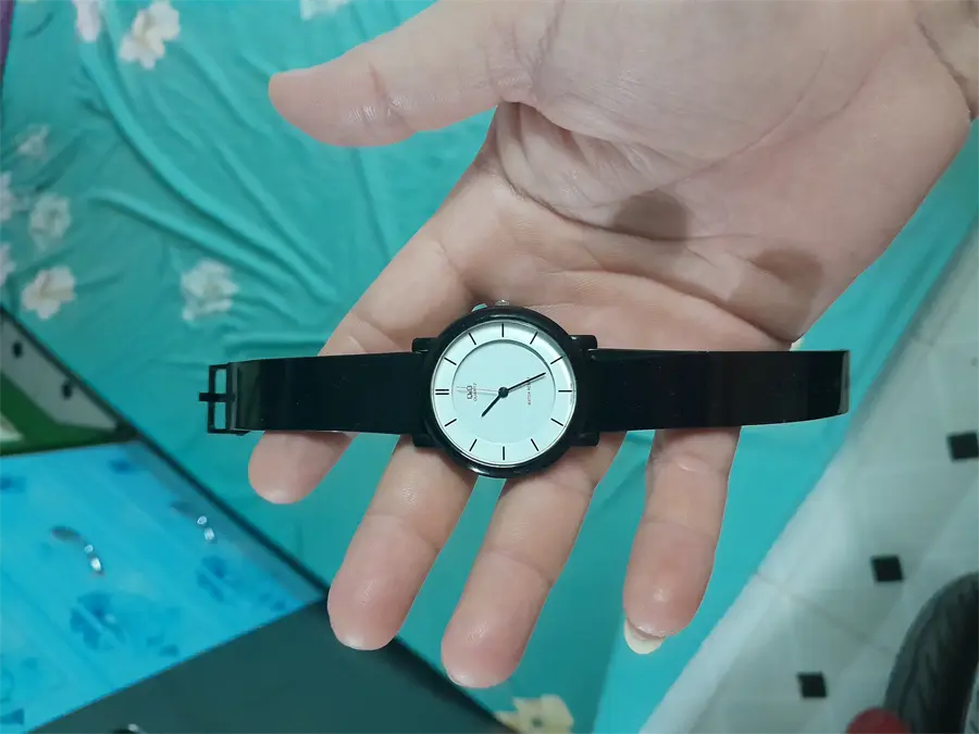 Khách hàng review Đồng hồ Q 1