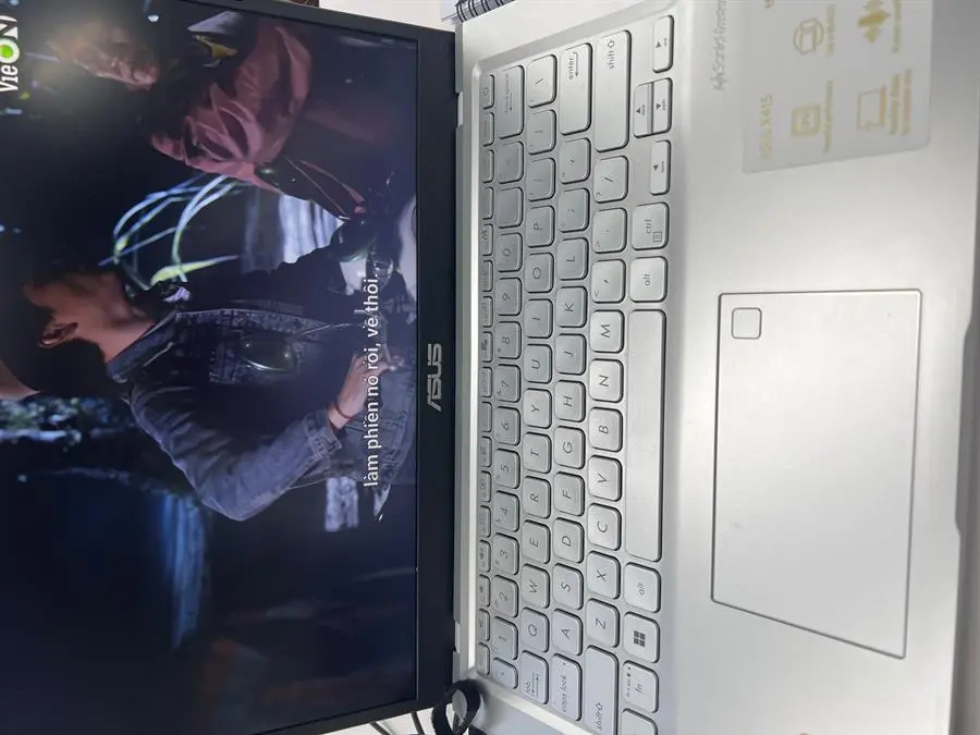 Khách hàng review Laptop Asus VivoBook X415EA i3 1115G4/4GB/512GB/Win11 (EK1386W) 3