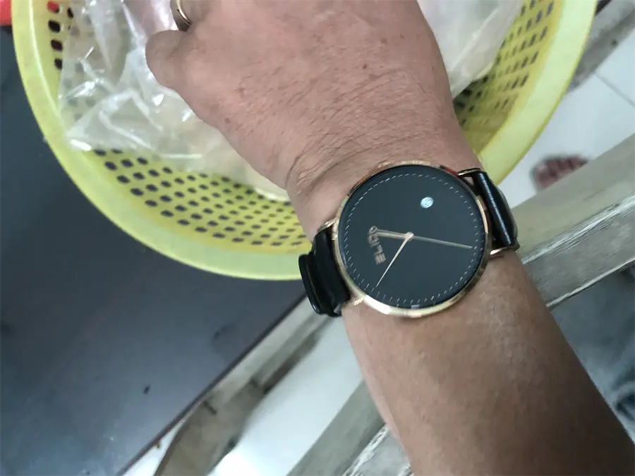Khách hàng review Đồng hồ ELIO 40 mm Nam EL061-01 1