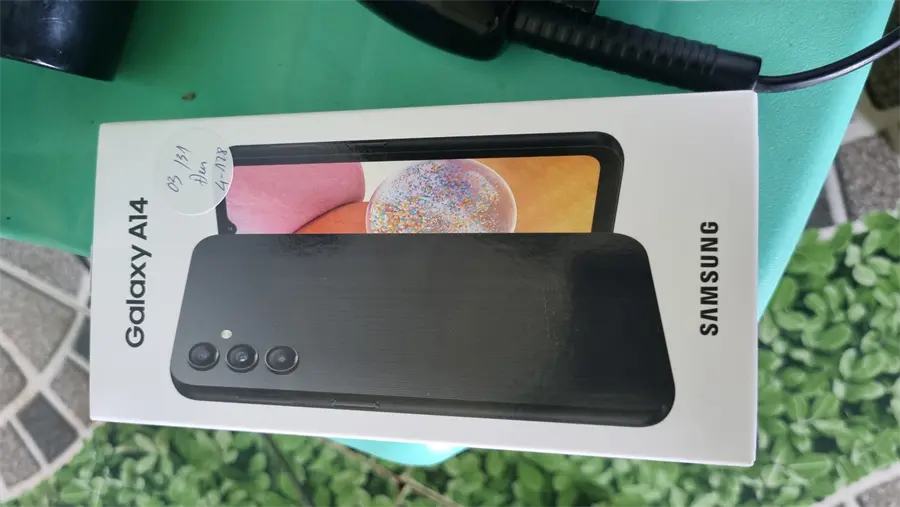 Khách hàng review Điện thoại Samsung Galaxy A14 4GB 3