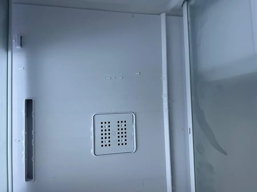 Khách hàng review Tủ lạnh Samsung Inverter 616 lít Side By Side Family Hub RS64T5F01B4/SV 9