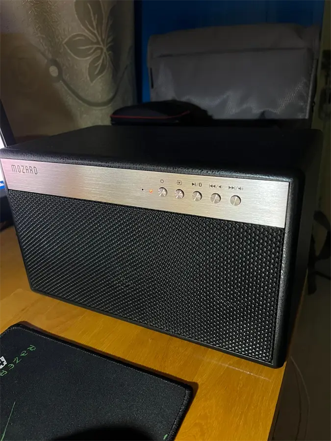 Khách hàng review Loa Bluetooth Mozard BT100 Đen 5