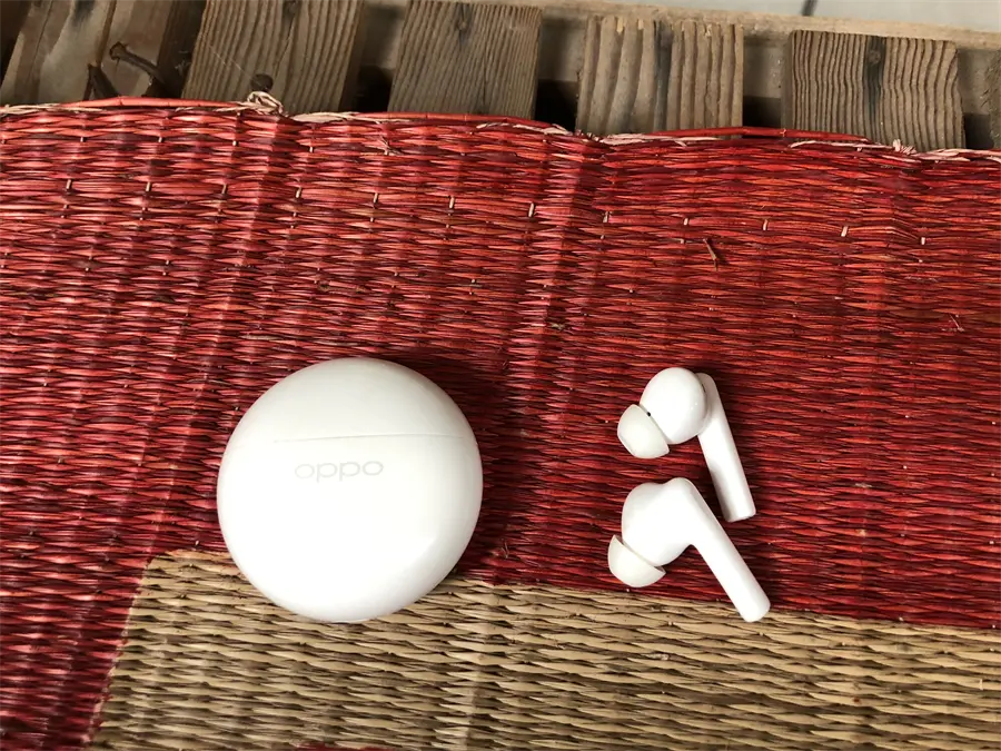 Khách hàng review Tai nghe Bluetooth True Wireless OPPO ENCO Buds 2 ETE41 23
