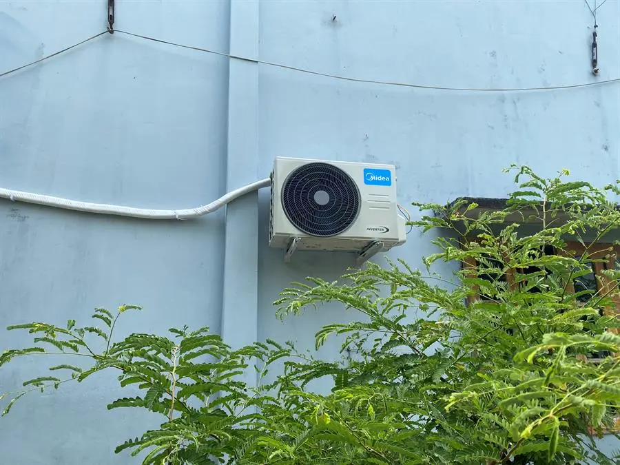 Khách hàng review Máy lạnh Midea Inverter 1 HP MSAGA-10CRDN8 27