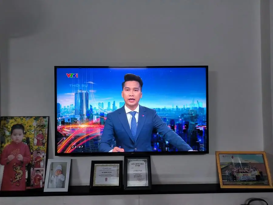 Khách hàng review Smart Tivi LG 4K 55 inch 55UP7550PTC 1