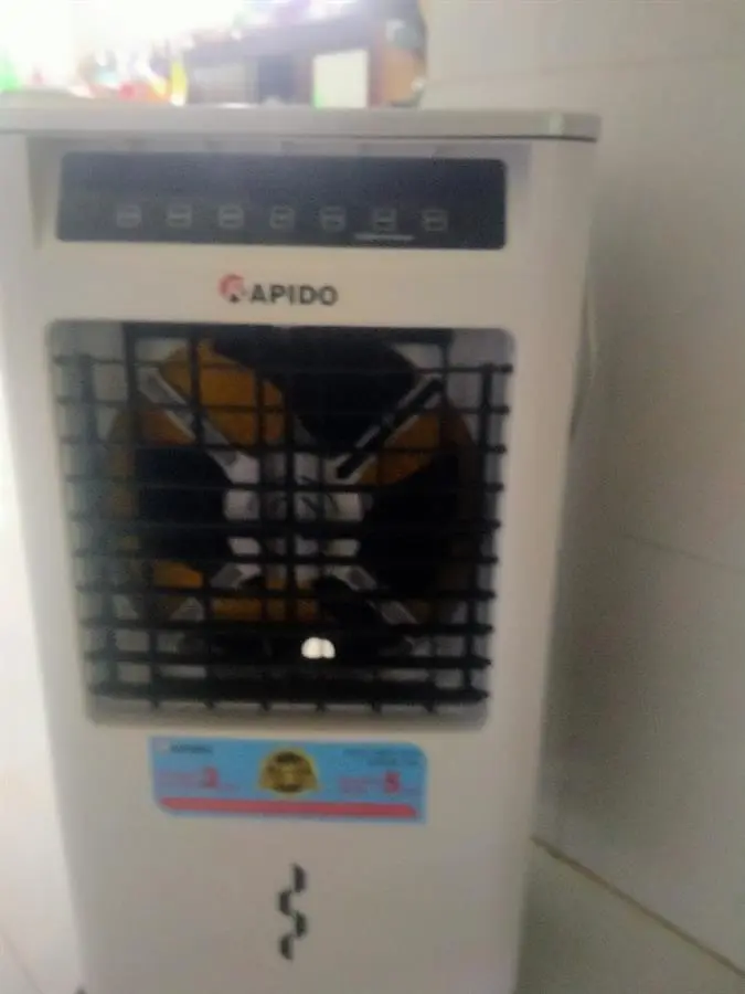 Khách hàng review Quạt điều hòa Rapido 3000D 40W 8