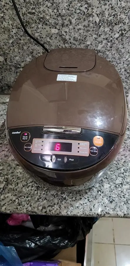 Khách hàng review Nồi cơm điện tử Comfee 1.8 lít CR-FD1820B 2