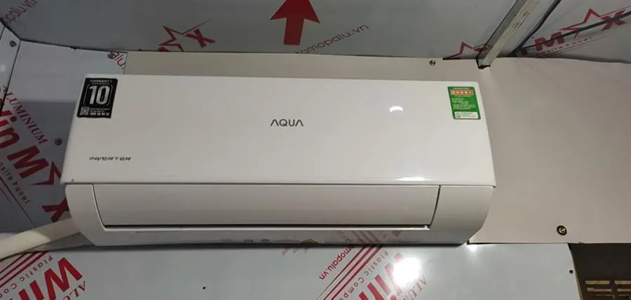 Khách hàng review Máy lạnh Aqua Inverter 1 HP AQA-RV9QC 8