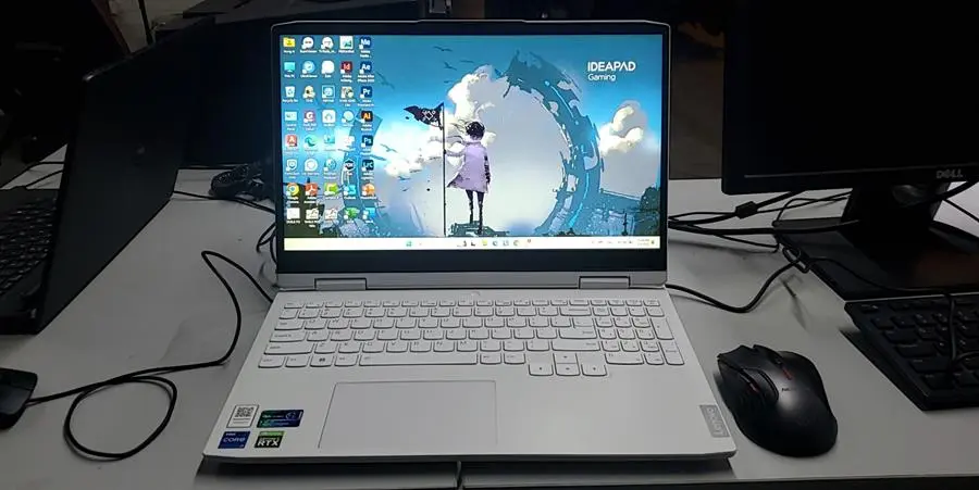 Khách hàng review Laptop Lenovo Ideapad Gaming 3 15IAH7 i7 12700H/16GB/512GB/4GB RTX3050Ti/120Hz/Win11 (82S9007UVN) 3