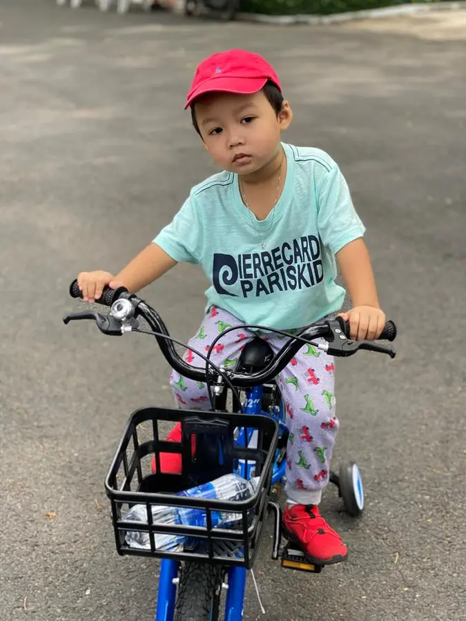 Khách hàng review Xe Đạp Trẻ Em Unisex AVACycle Star Vein 12 inch 2