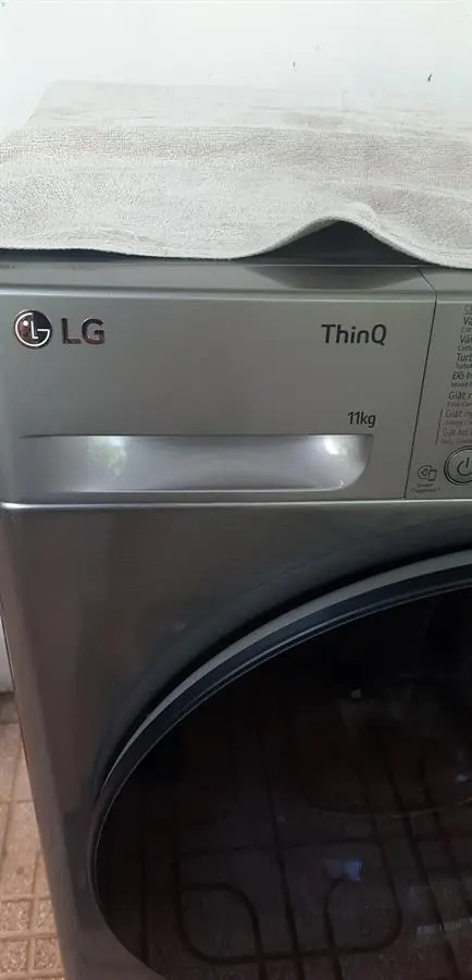 Khách hàng review Máy giặt LG AI DD Inverter 11 kg FV1411S4P 6