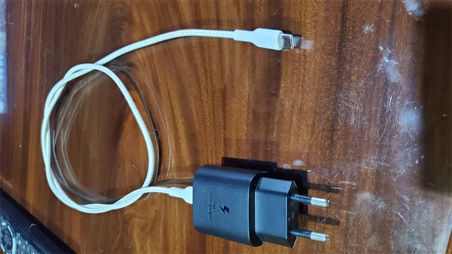 Khách hàng review Cáp Type C - Type C 1m Belkin CAB004 1