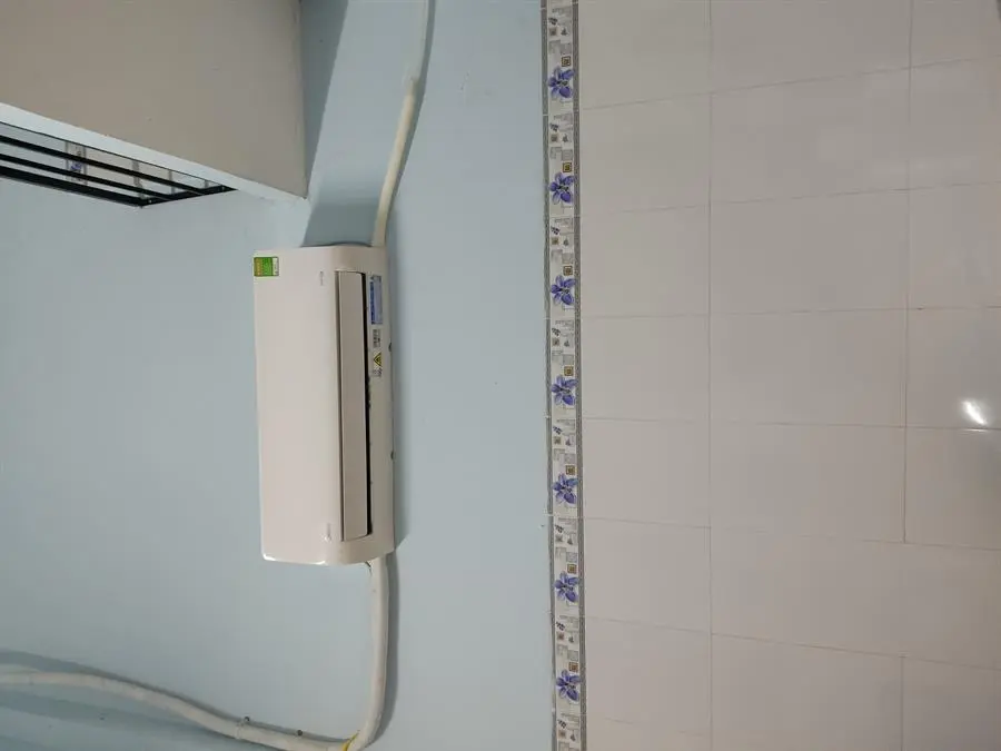 Khách hàng review Máy lạnh Midea Inverter 1 HP MSAG-10CRDN8 5