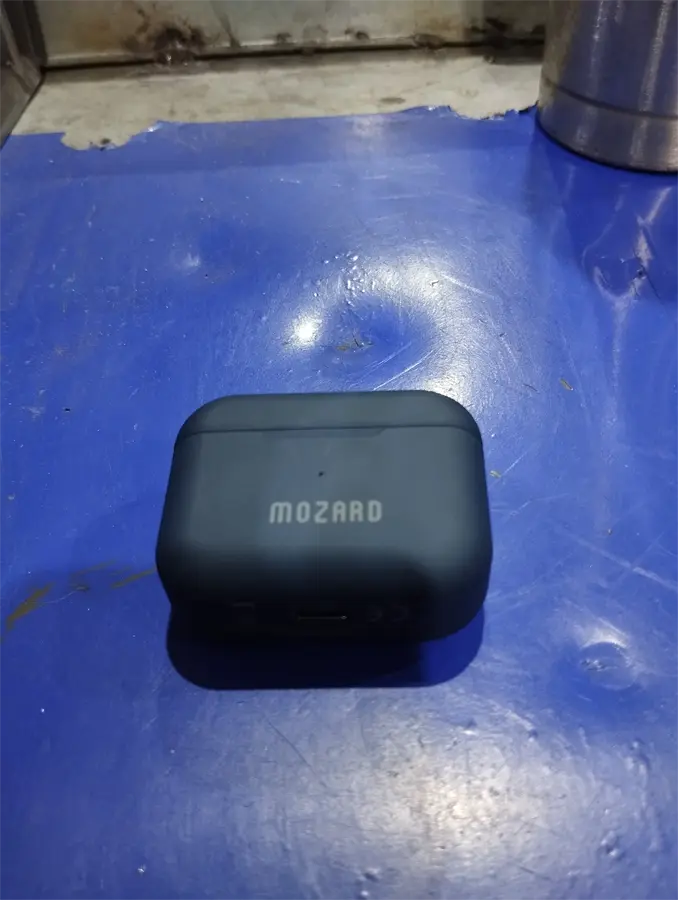 Khách hàng review Tai nghe Bluetooth True Wireless Mozard Air 6 10