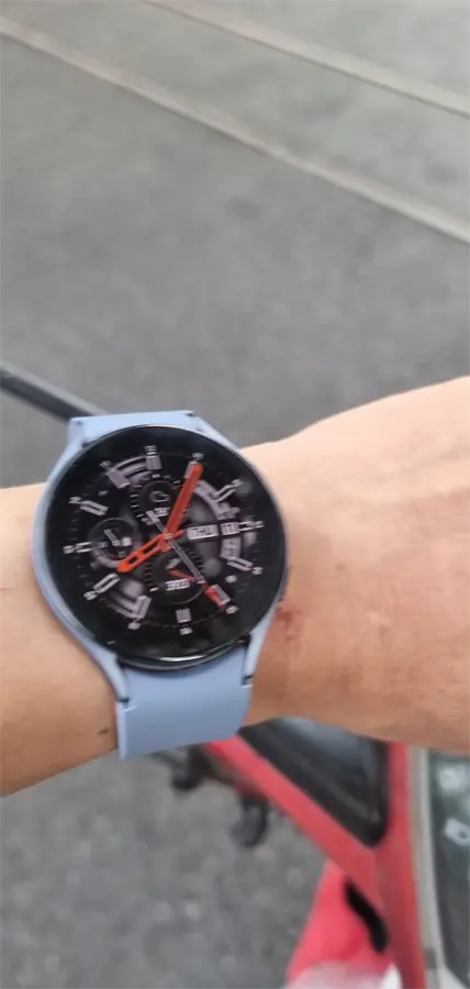 Khách hàng review Đồng hồ thông minh Samsung Galaxy Watch5 44mm 6