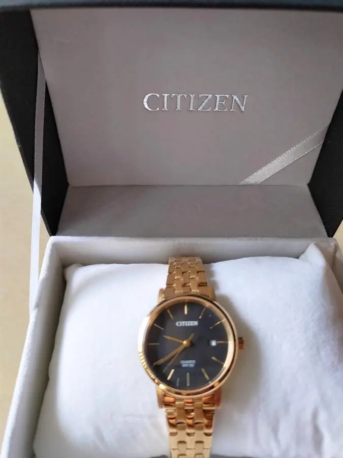 Khách hàng review Đồng hồ CITIZEN 28.1 mm Nữ EU6092-59E 1