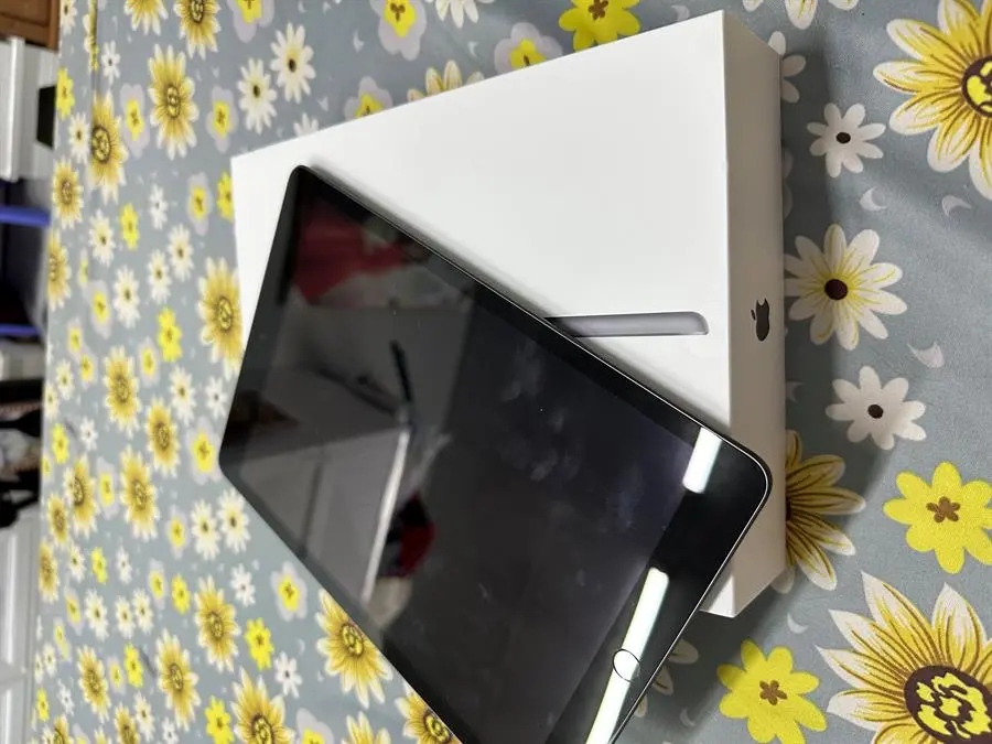 Khách hàng review Máy tính bảng iPad 9 WiFi 64GB 8