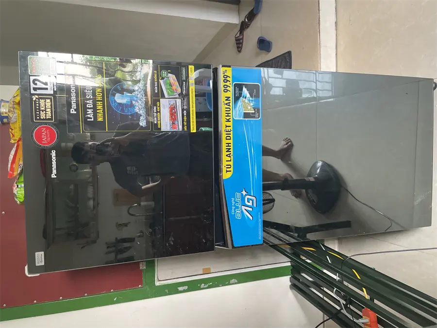 Khách hàng review Tủ lạnh Panasonic Inverter 326 lít NR-TL351VGMV 45