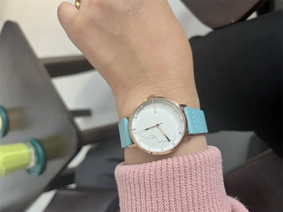 Khách hàng review Đồng hồ ELIO 33 mm Nữ EL059-02 2