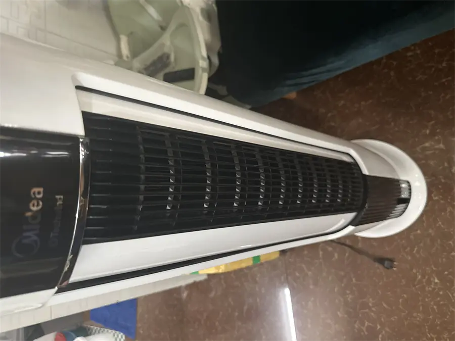 Khách hàng review Quạt điều hòa Midea AC120-18AR 45W 4