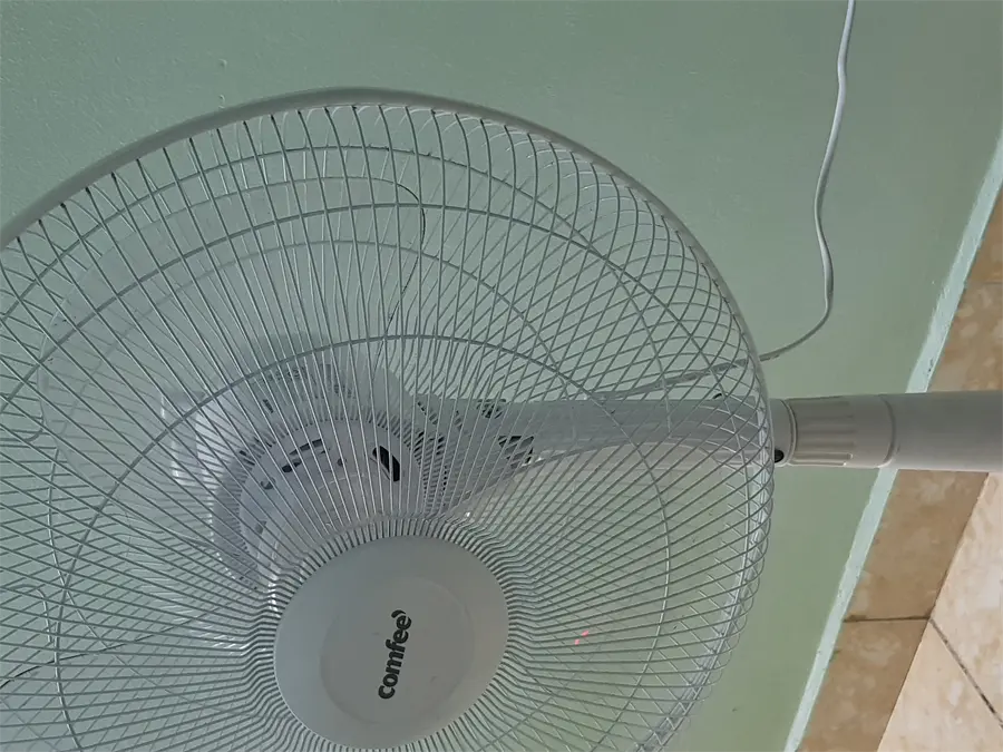 Khách hàng review Quạt lửng Comfee 3 cánh CF-FF4019VDW 52W 3