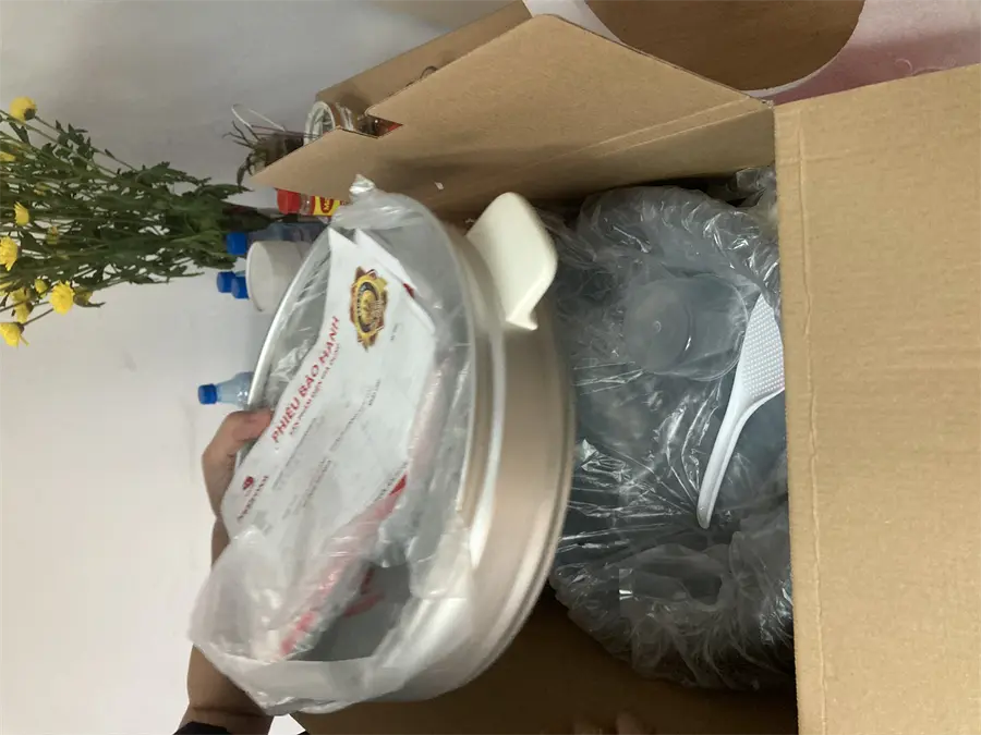 Khách hàng review Nồi lẩu điện Happycook HCHP-350ST 3.5 lít 5