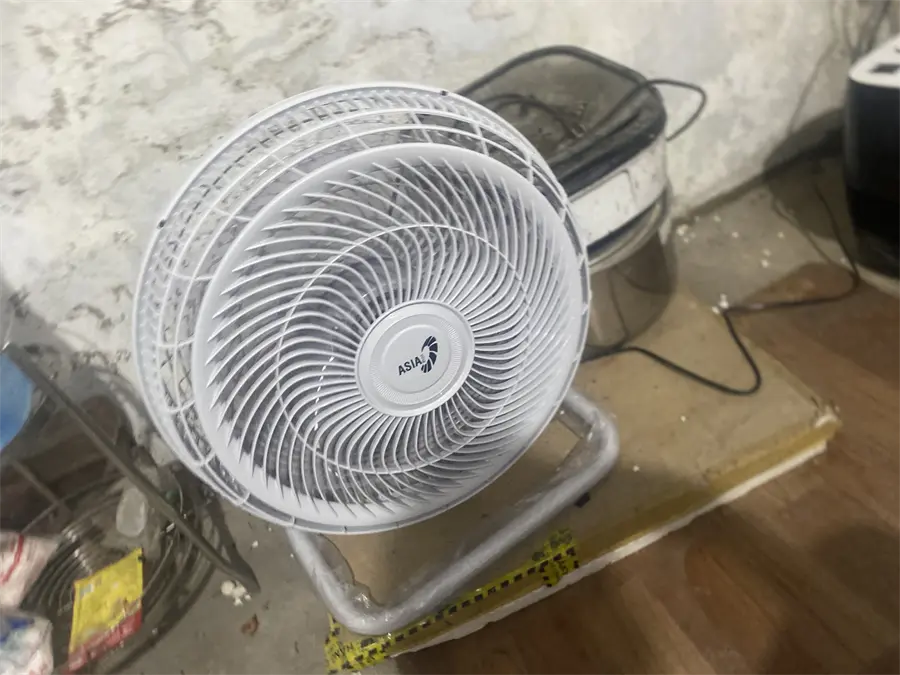 Khách hàng review Quạt sàn Asia 6 cánh VY636790 80W 10
