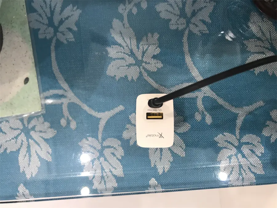 Khách hàng review Adapter Sạc 2 cổng Type C PD QC3.0 20W Xmobile TC20QP 6