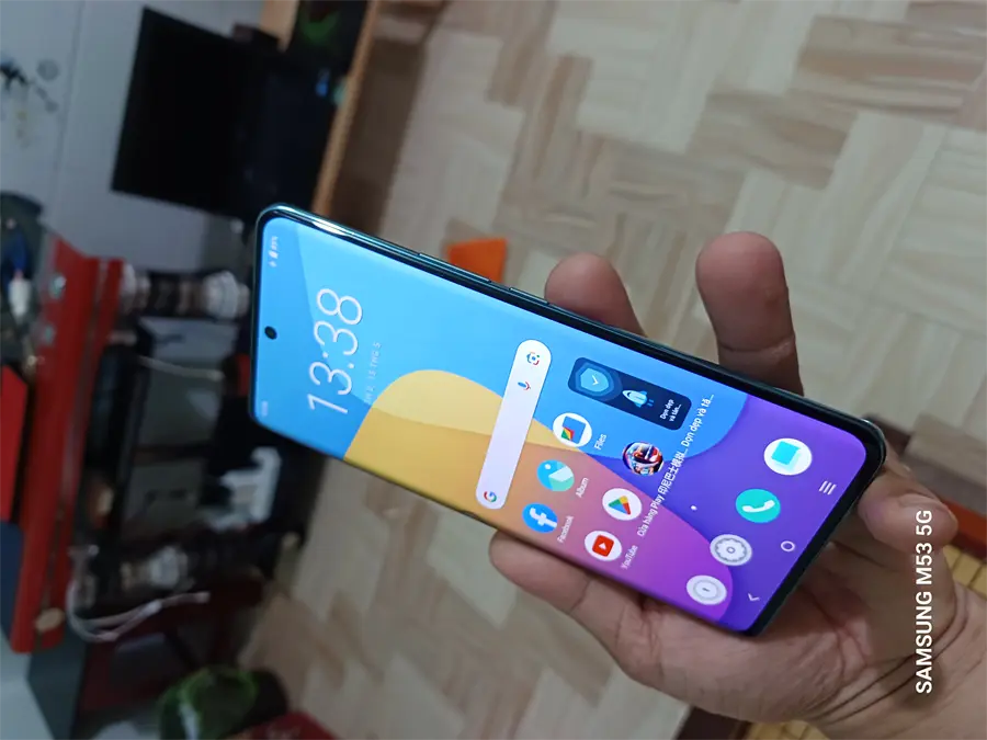 Khách hàng review Điện thoại vivo V25 Pro 5G 2