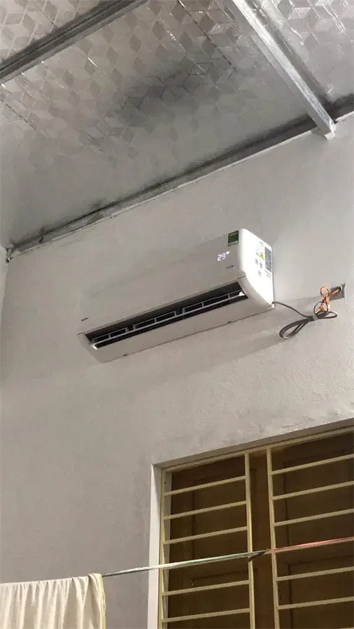 Khách hàng review Máy lạnh Comfee Inverter 2 HP CFS-18VDGF-V 12