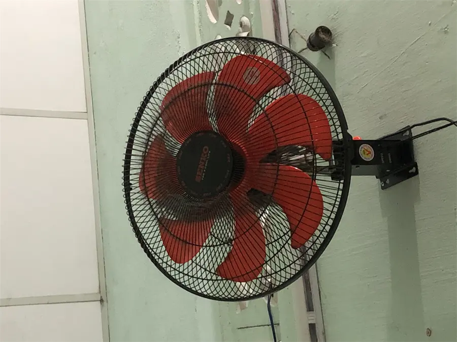 Khách hàng review Quạt treo tường Senko 7 cánh TC1622 65W 10