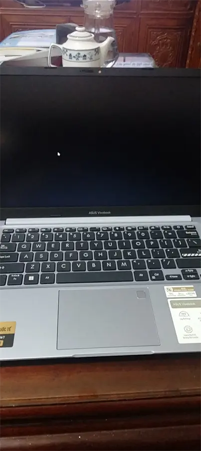 Khách hàng review Laptop Asus Vivobook 14 X1402ZA i5 1240P/8GB/512GB/Win11 (EK083W) 1