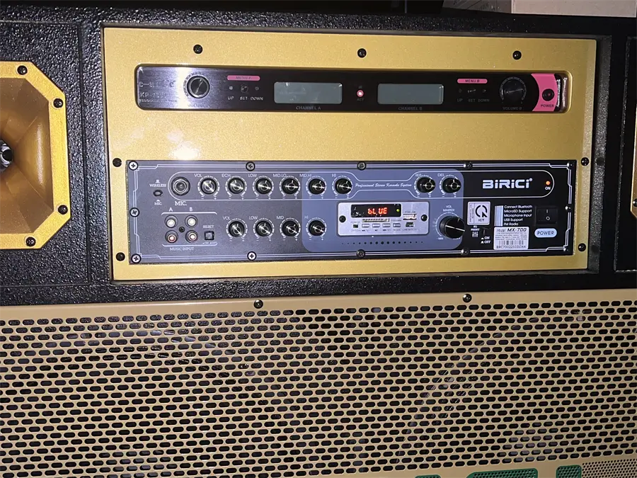 Khách hàng review Loa điện karaoke Birici MX-700 450W 2