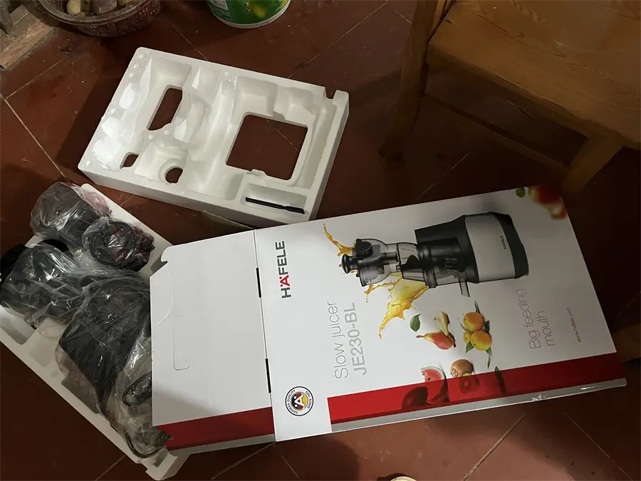 Khách hàng review Máy ép chậm Hafele JE230-BL (535.43.531) 2
