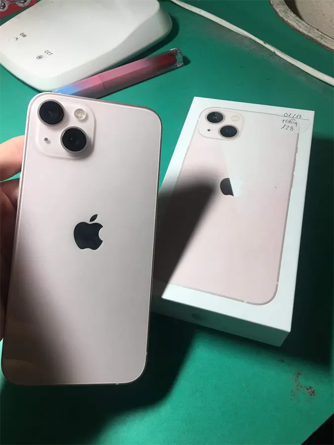 Khách hàng review Điện thoại iPhone 13 128GB 39