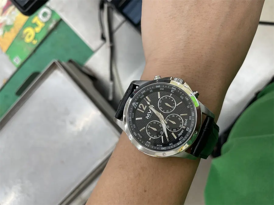 Khách hàng review Đồng hồ MVW Sport 42 mm Nam ML066-01 1