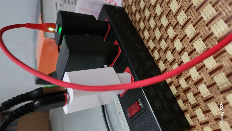 Khách hàng review Sạc USB 12W AVA  TCED2 2