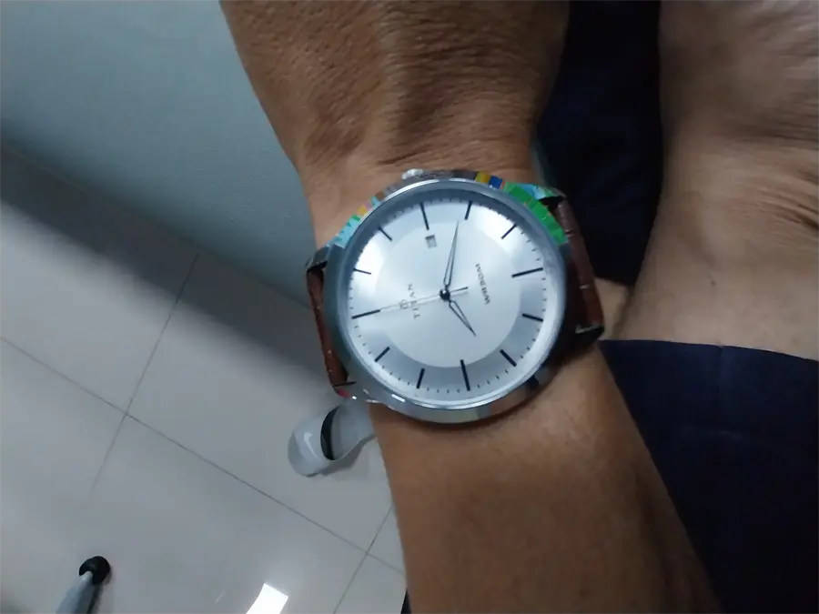 Khách hàng review Đồng hồ TITAN 42.3 mm Nam 1584SL03 1