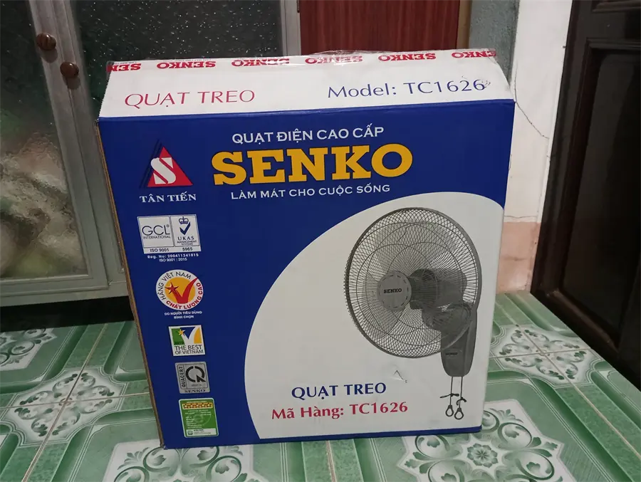 Khách hàng review Quạt treo tường Senko 3 cánh TC1626 47W 2