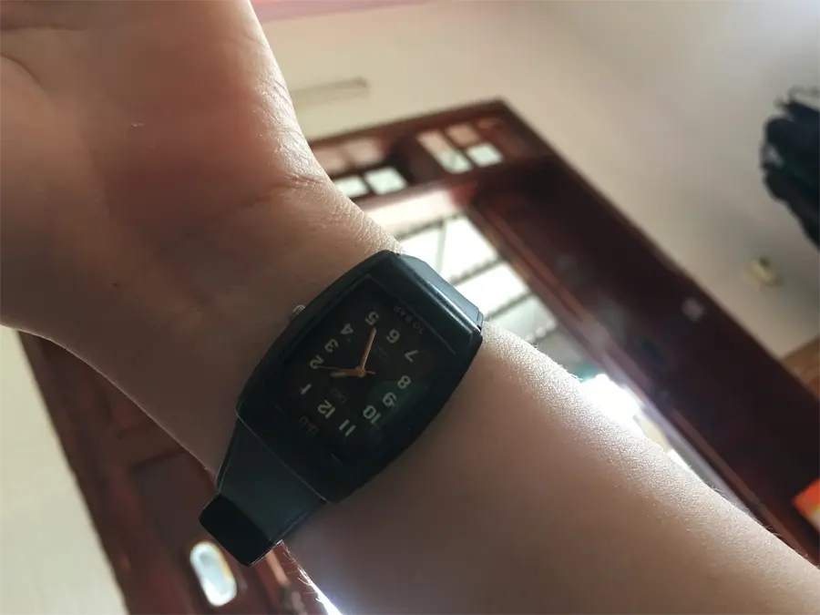 Khách hàng review Đồng hồ Q 4