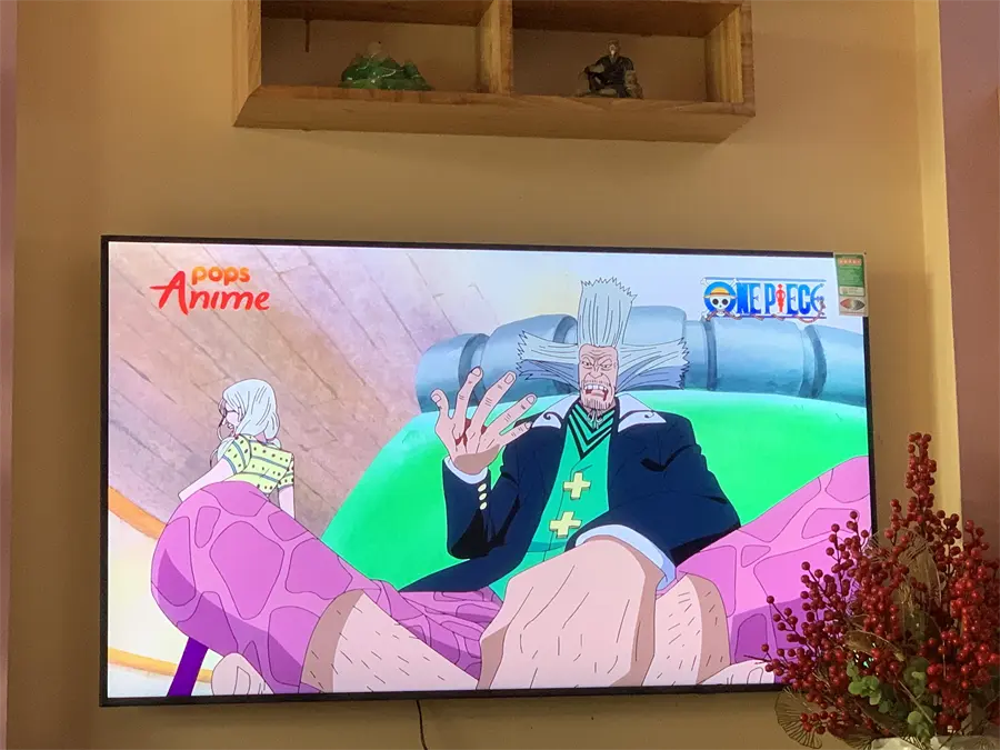 Khách hàng review Smart Tivi Crystal UHD Samsung 4K 55 inch UA55AU8100 8