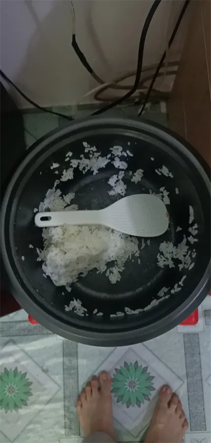 Khách hàng review Nồi cơm nắp rời Delites 1.5 lít NCR1502 23