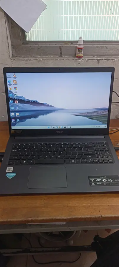 Khách hàng review Laptop Acer Aspire 3 A315 57 379K i3 1005G1/4GB/256GB/Win11 (NX.KAGSV.001) 4