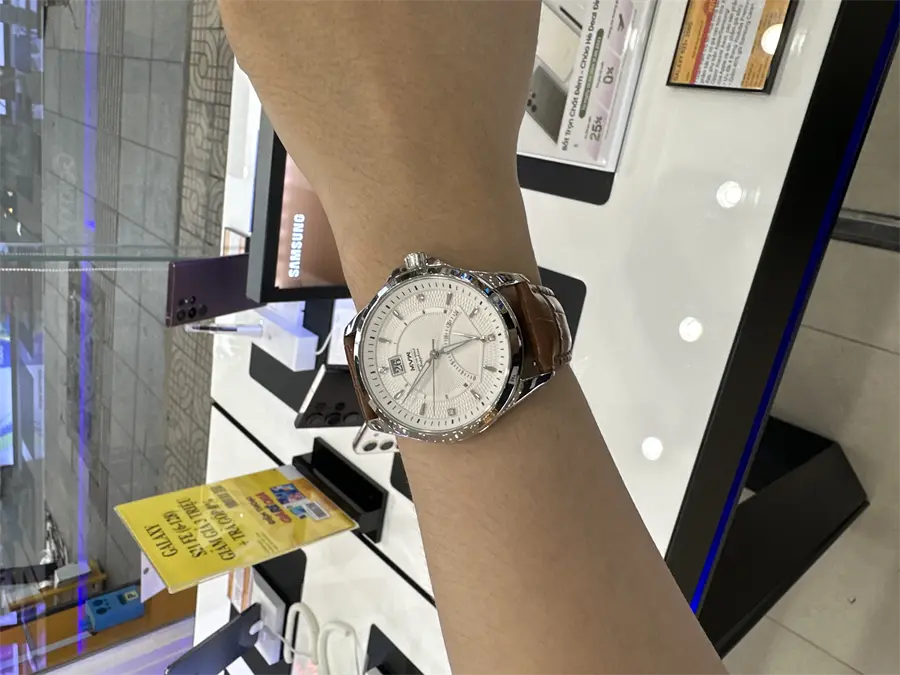 Khách hàng review Đồng hồ MVW 43 mm Nam ML050-01 2