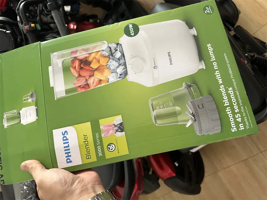 Khách hàng review Máy xay sinh tố đa năng Philips HR2041/10 - 2 cối 9